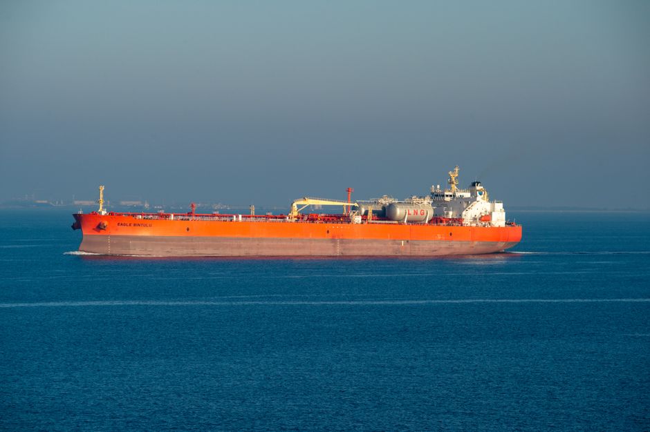 Energy carrier ship navigating open water