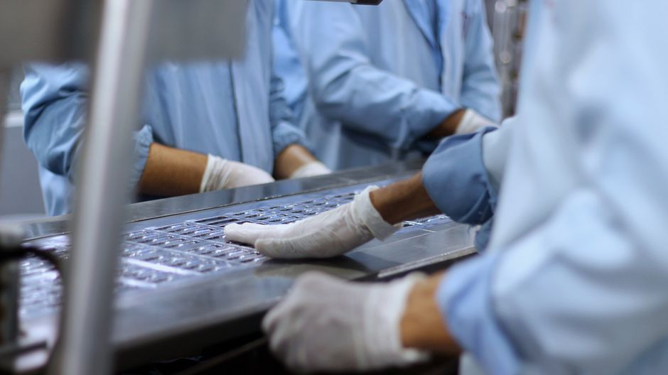 Industrial production-line technology and manufacturing setting