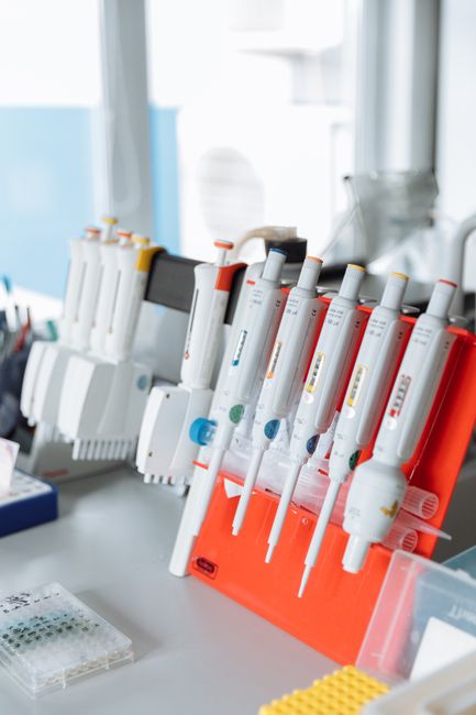 Biotechnology laboratory research pipettes